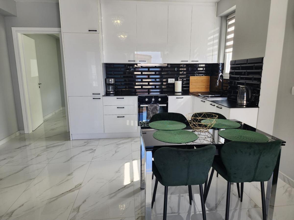Amazing Sea View Apartment Sarandë Esterno foto
