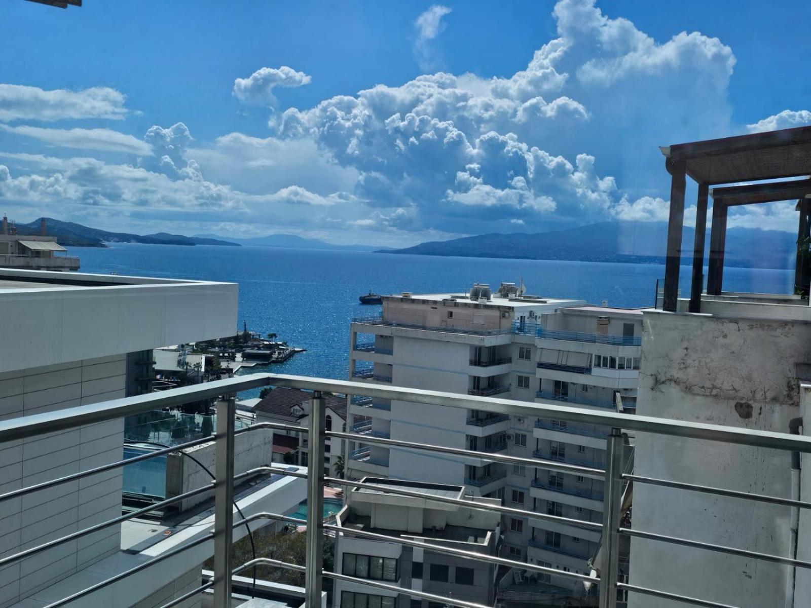 Amazing Sea View Apartment Sarandë Esterno foto
