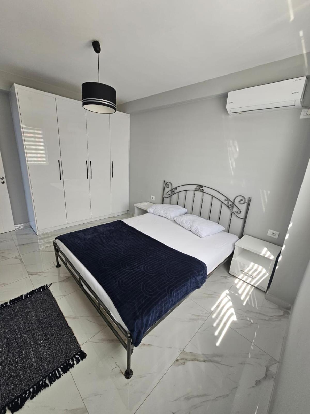 Amazing Sea View Apartment Sarandë Esterno foto